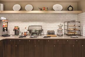 Country Inn & Suites by Radisson, Green Bay East, WI