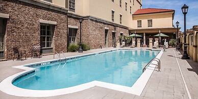 Hampton Inn & Suites Savannah Historic District