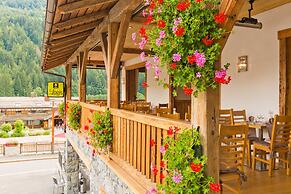 Hôtel La Croix Saint Maurice
