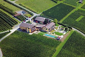 Burgunderhof Hotel - Adults Only