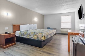 Motel 6 Franklin, OH