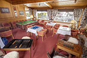 Neige et Roc, The Originals Relais