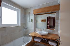 Neige et Roc, The Originals Relais