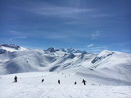 Neige et Roc, The Originals Relais