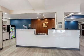 Comfort Inn & Suites Harrisburg-Hershey North