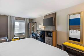 Comfort Inn & Suites Harrisburg-Hershey North