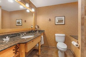 Best Western Premier The Lodge on Lake Detroit