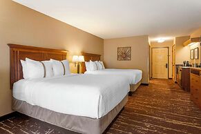 Best Western Premier The Lodge on Lake Detroit