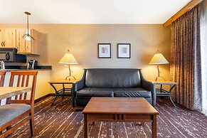 Best Western Premier The Lodge on Lake Detroit