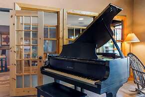 Best Western Premier The Lodge on Lake Detroit