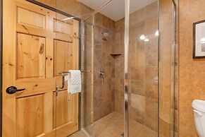 Best Western Premier The Lodge on Lake Detroit