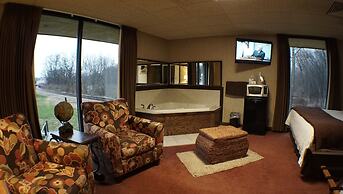 Riverbank Lodge