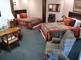 Riverbank Lodge