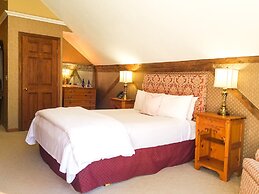 Copper Beech Inn