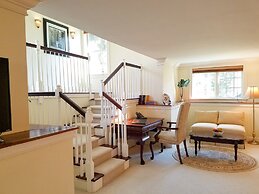 Copper Beech Inn