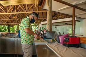 Arenas Del Mar Beachfront & Rainforest Member of the Cayuga Collection