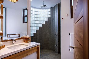 Arenas Del Mar Beachfront & Rainforest Member of the Cayuga Collection