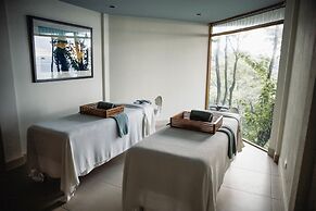 Arenas Del Mar Beachfront & Rainforest Member of the Cayuga Collection