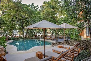 Arenas Del Mar Beachfront & Rainforest Member of the Cayuga Collection