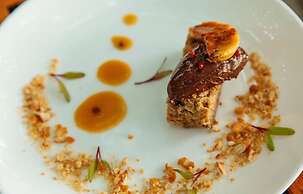 Arenas Del Mar Beachfront & Rainforest Member of the Cayuga Collection