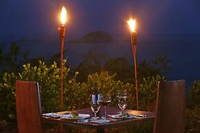 Arenas Del Mar Beachfront & Rainforest Member of the Cayuga Collection