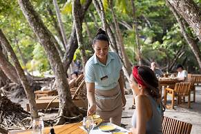 Arenas Del Mar Beachfront & Rainforest Member of the Cayuga Collection