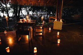 Arenas Del Mar Beachfront & Rainforest Member of the Cayuga Collection