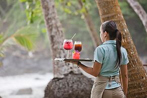 Arenas Del Mar Beachfront & Rainforest Member of the Cayuga Collection