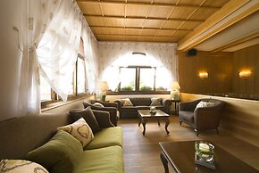Du Lac Vital Mountain Hotel