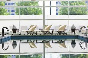 Renaissance Schaumburg Convention Center Hotel