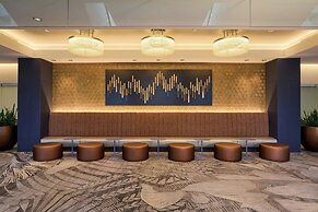 Renaissance Schaumburg Convention Center Hotel