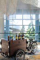 Renaissance Schaumburg Convention Center Hotel