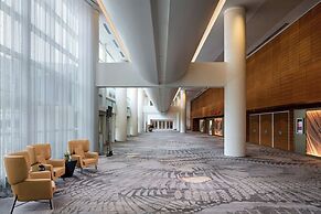 Renaissance Schaumburg Convention Center Hotel