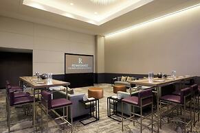 Renaissance Schaumburg Convention Center Hotel