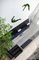 Renaissance Schaumburg Convention Center Hotel