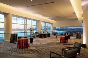 Renaissance Schaumburg Convention Center Hotel