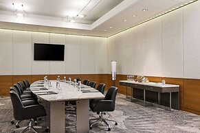 Renaissance Schaumburg Convention Center Hotel