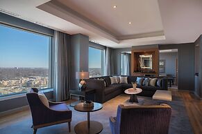 Renaissance Schaumburg Convention Center Hotel