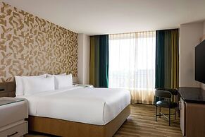 Renaissance Schaumburg Convention Center Hotel
