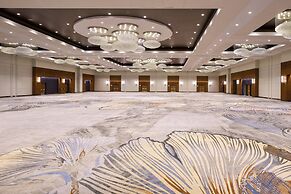 Renaissance Schaumburg Convention Center Hotel