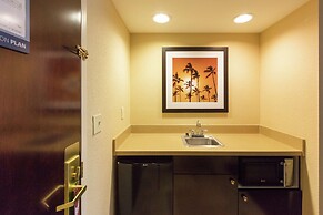 Hampton Inn Suites Jacksonville Airport