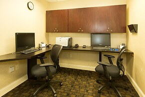 Hampton Inn Suites Jacksonville Airport