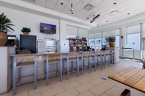 Peninsula Island Resort & Spa - Beach Front Property at South Padre Is