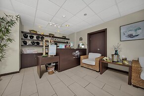 Peninsula Island Resort & Spa - Beach Front Property at South Padre Is