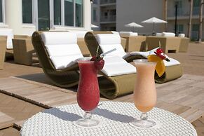 Peninsula Island Resort & Spa - Beach Front Property at South Padre Is