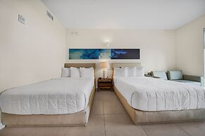 Peninsula Island Resort & Spa - Beach Front Property at South Padre Is