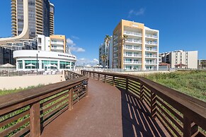 Peninsula Island Resort & Spa - Beach Front Property at South Padre Is