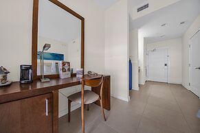 Peninsula Island Resort & Spa - Beach Front Property at South Padre Is