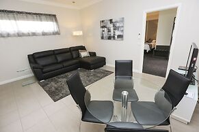 Comfort Inn Deakin Palms