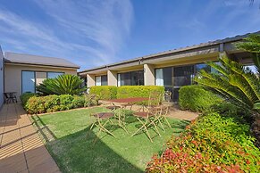 Comfort Inn Deakin Palms